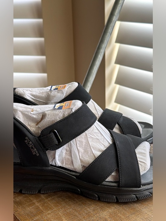 Skechers Hands Free Slip-ins  Sandals 6.5 Wide - Picture 9 of 9